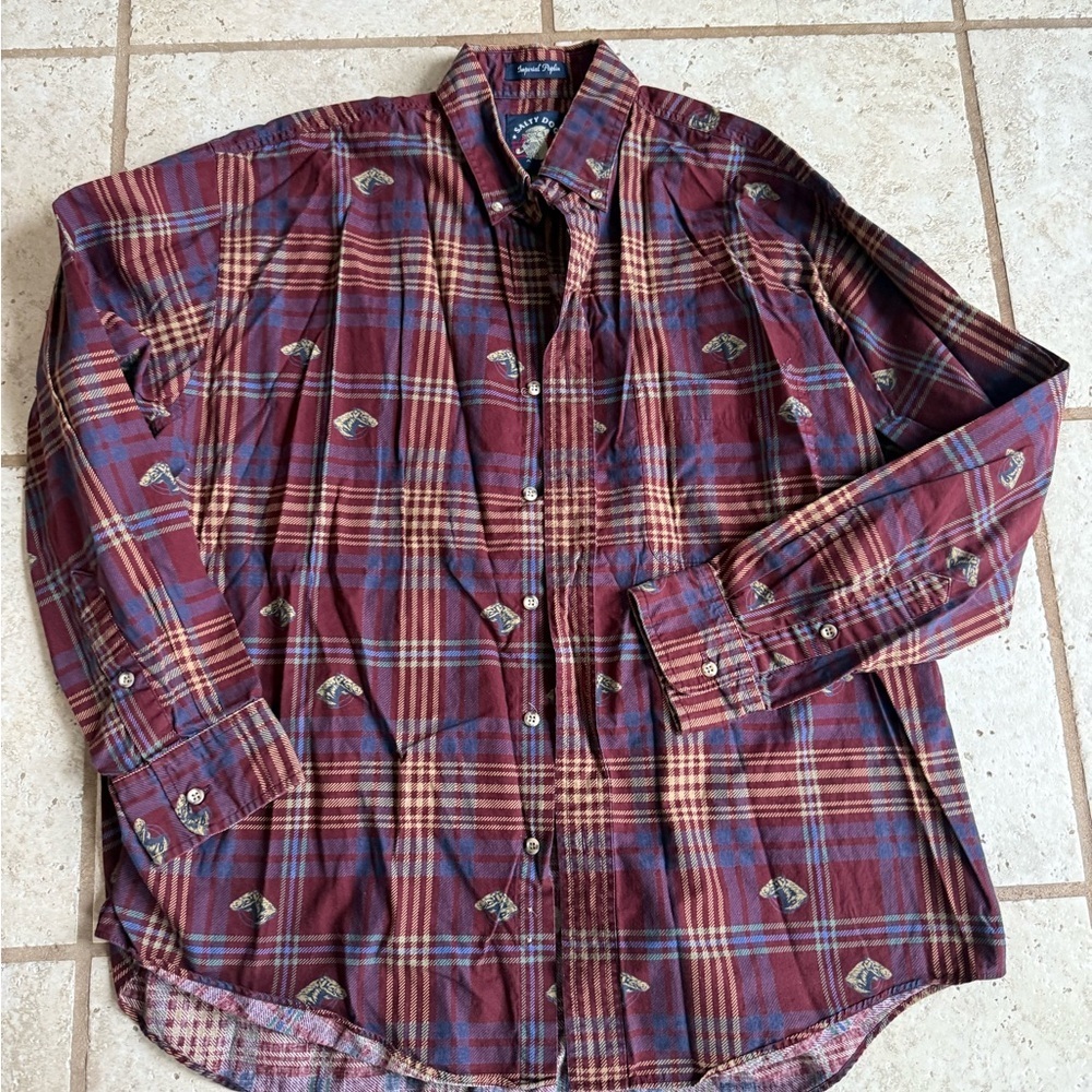 Salty Dog‎ super cool button up shirt